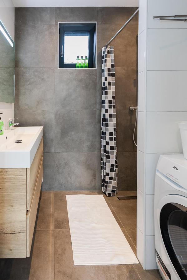 Wellness Bungalow With Sauna Ермело Екстериор снимка