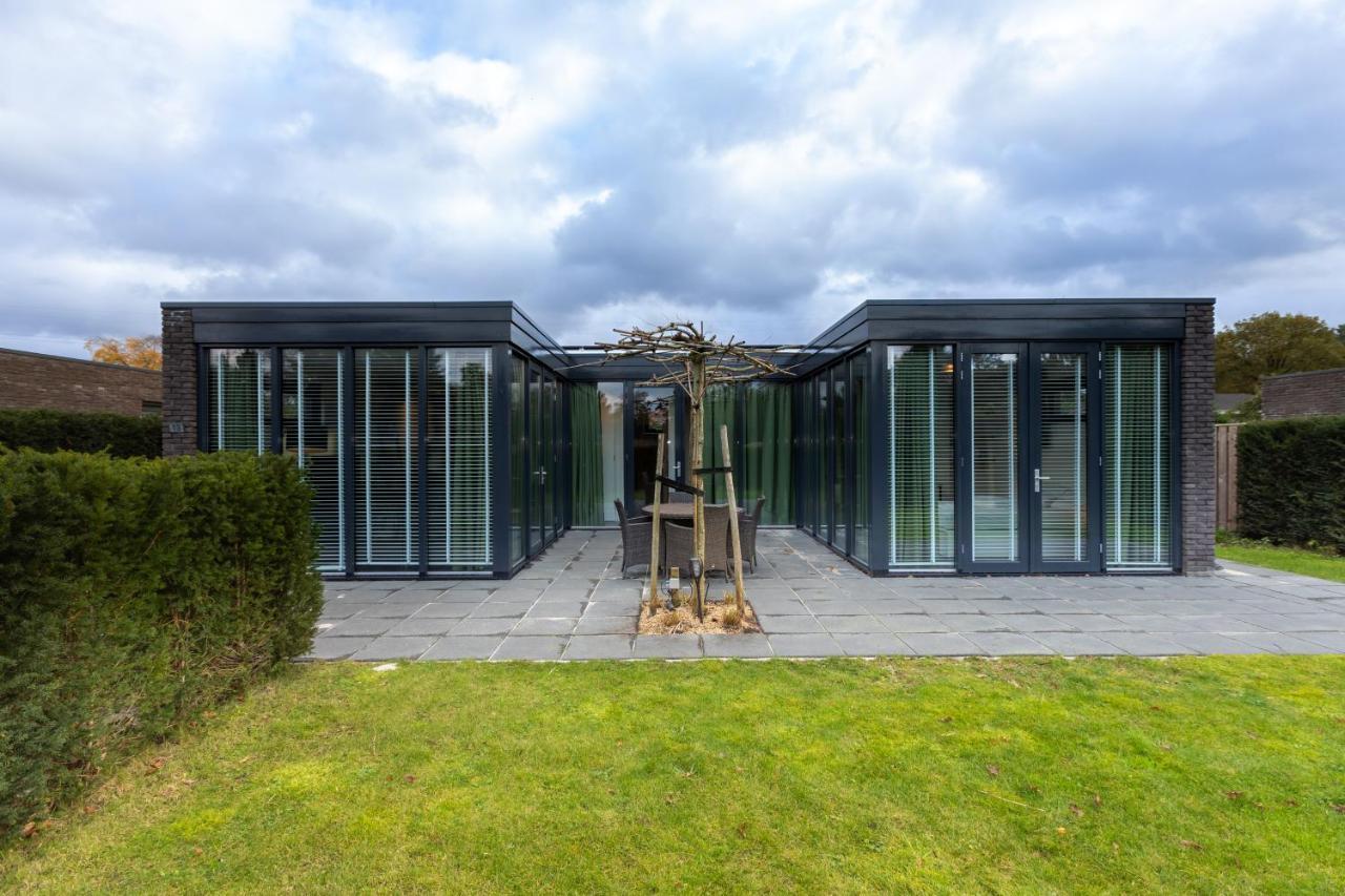 Wellness Bungalow With Sauna Ермело Екстериор снимка